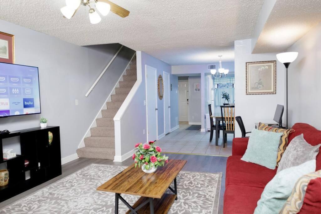 Cozy 3-Bed Athens Getaway, Right Near Uga! Leilighet Eksteriør bilde