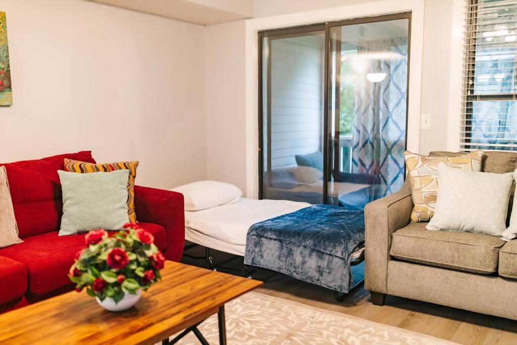 Cozy 3-Bed Athens Getaway, Right Near Uga! Leilighet Eksteriør bilde