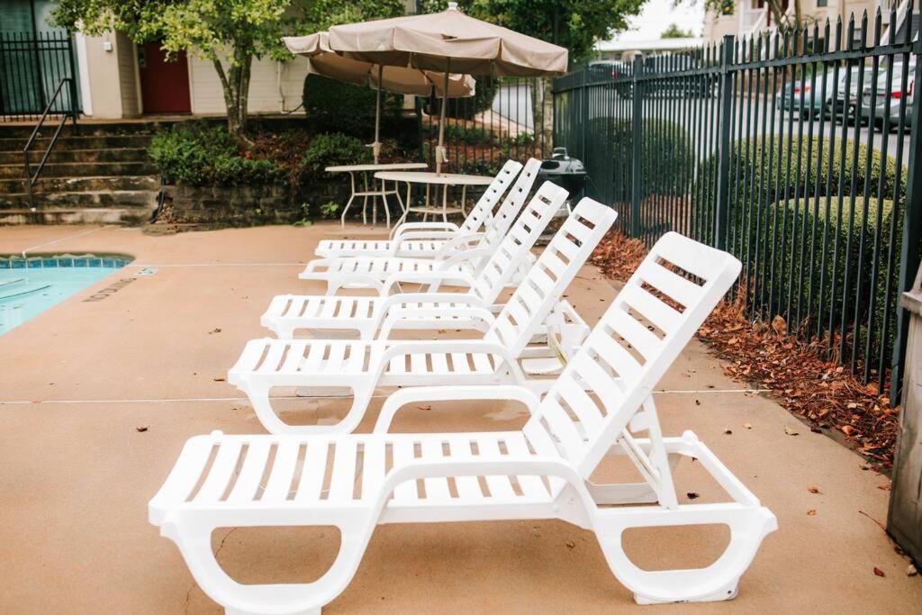 Cozy 3-Bed Athens Getaway, Right Near Uga! Leilighet Eksteriør bilde
